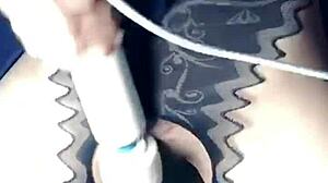 Siganjue Teases Open Crotch Stockings For Your Cock