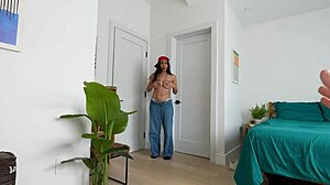 stepsis roxie sinner all natural big tits let me cum on em 😍💦