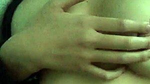 VIETNAM GIRL FLASHES TITS AND NIPPLES!