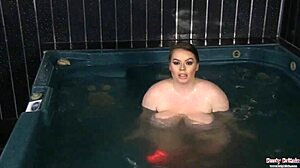 uhh big tits british bbw gina g splashin in hot tub