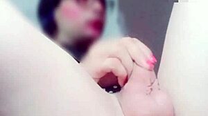  linda jovencita caliente gets anal toy penetration ladyboy solo 🔥🍑