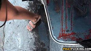 Sexy filipina hooker blows in hotel room