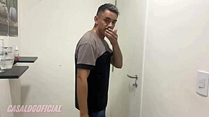 esposa starts massage but ends up fucking masseur as hubby walks in 😱🍑