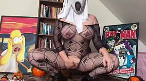 Loira Elis Nebsniak's Halloween Bunny Masturbation Boob Fest