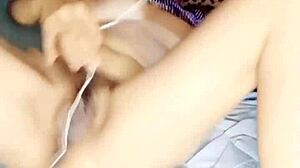 RICO CONSOLADOR GIGANTE METIENDO PROFUNDO EN MI PANOCHA!!