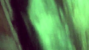 Parei moto no beco e meti LEITE na buceta dela!