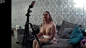 blondebunny8 cams dildo pussy fuck for stranger