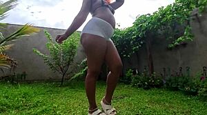 nilmini sheron's big booty sways in panty haul try-on