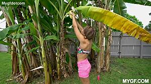 pussy goes crazy on banana then deepthroats cock 🍌💦😩