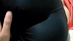 Cewek Gym Baru Mini Shorts Siap Ngentot Aksi Panas