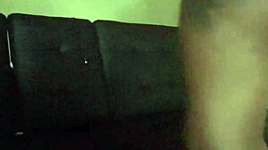 sexy thick ebony babe shakes huge ass live