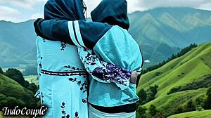 istri muslim berhijab telan sperma pacar saat suami libur ke bali