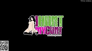 Horny Teen Gapes Tight Pussy Masturbating in Public Gym Outdoor