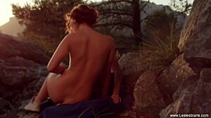 Martina κάνει Nikol λεσβία με βαθιά γλειψίματα μουνιού και toys 😘👭