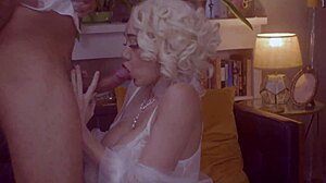 Barack Obama pounds Marilyn Monroe's pussy in muscular BBC parody fuck