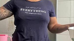 would you dive into this huge pussy or grossed out by big snatch?