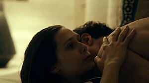 elizabeth olsen moaning hot—those big tits tho??