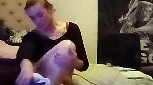 naughty nodia teases her sexy lesbian curves