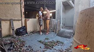 ei dei um saco de latas e r 200 pra comer o cu da sapatao latina magrinha