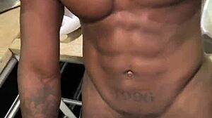 CHEATING ON BF WITH THIS HUGE BLACK STUD COCK!!