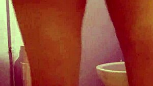 Esclave F's Auto-Session with Belt and WC Lick Thrills