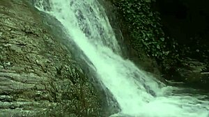 uhh i got so horny stripping naked outdoors groping my wet pussy in public view