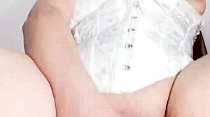 colombian latina stepmom cameltoe pussy drips in leggings masturbating for stepson