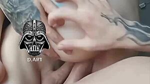 você adora ver dupla penetração bareback com creampie na buceta brasileira tatuada