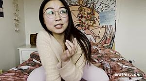 did you see this cute chinese girl masturbate happily with vibrator?