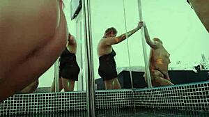 tia wanna rub hot blonde asses with niece like sluts?