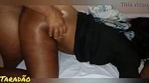 socando na preta de quatro com ebony anal