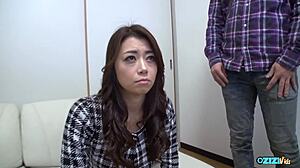 Big Nipple Girl Demonstrates Passionate Dick Sucking While Holding Painting Clit Closeup