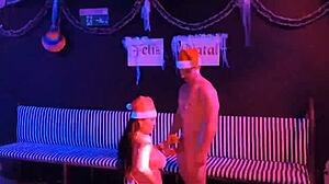 Intense Christmas milf fuck saymon fitness huge cumshot