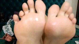 Stepmom begs: Fuck my tight pussy hard now!