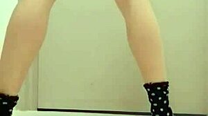 Latina erotic massage fingering orgasm closeup girls kissing