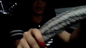 Ser Motorista de App No Trânsito Tem Parada Pra Gozar Com Latina Fitness Big Clit Car Flash!