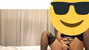 My latina girlfriend and i fuck hard with moans and cowgirl rides