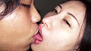 shaved japanese wife せな 21yo trained in 2-hole play?