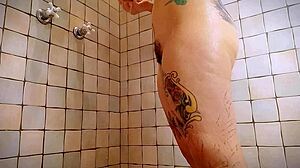 want to watch giantess shave her huge pussy in shower?