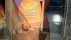 EBONY BIG ASS QUEEN TEASES WITH CURVES!