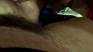 sessão voyeur com gozada explosiva na cara dela
