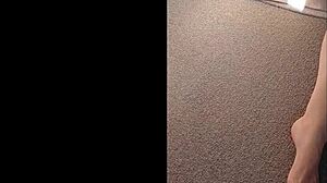 mature mom's huge wet clit and pussy lips up close 💦👅😏