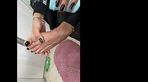 I caught queen kiffa oiling her taboo 18+ feet red-handed in femdom massage pov