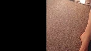 mature mom's huge wet clit and pussy lips up close 💦👅😏