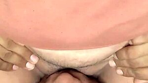 ex novia begs suck her pussy casero... damn hot!!