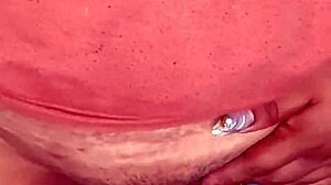 ex novia begs suck her pussy casero... damn hot!!