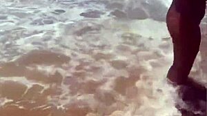 NAKED FLASHING YOUNG AFRICAN BEACH EXPOSURE!