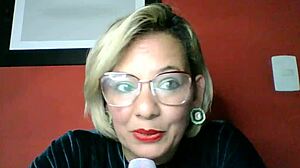 uhh this erotic conto got me all... hot n bothered