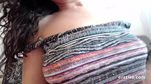 Sexy Gia toys pussy ass to orgasm