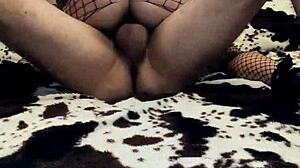 i'm lovin this graceful elegant milf ridin cock in homemade anal vid uh